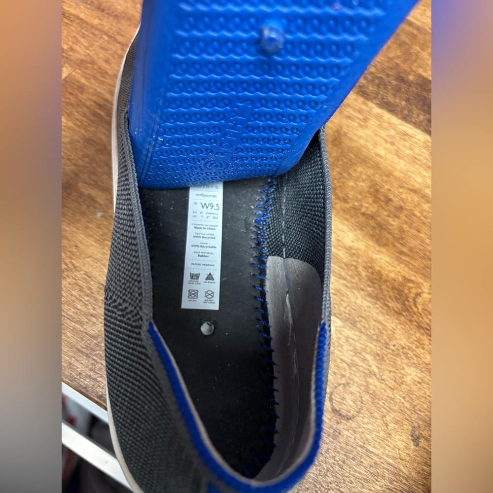 Rothy The Original Slip On Sneaker. Size 9.5 - Picture 6 of 6